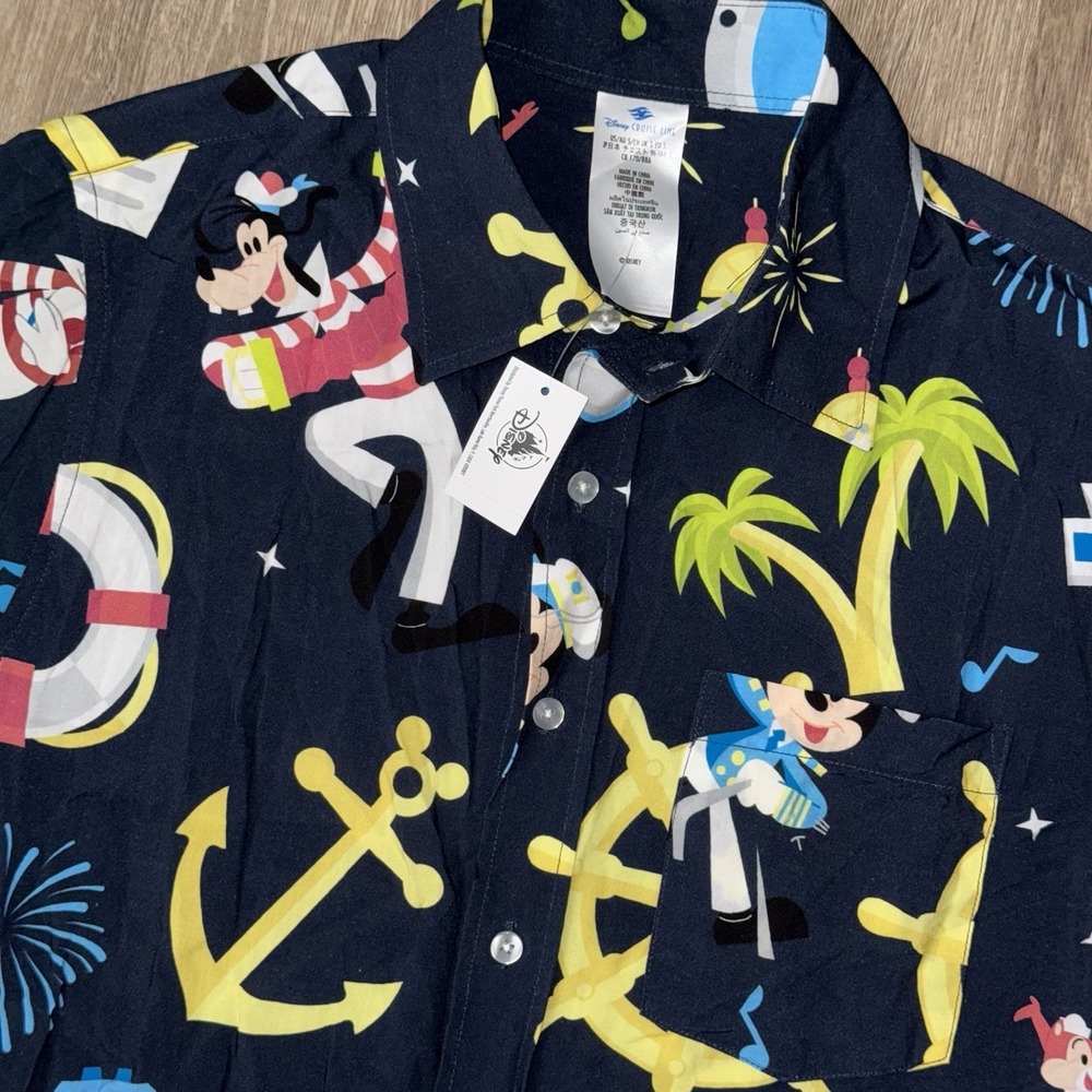 NWT Disney Cruise Line Woven Hawaiian Shirt Men's Small Captain Mickey